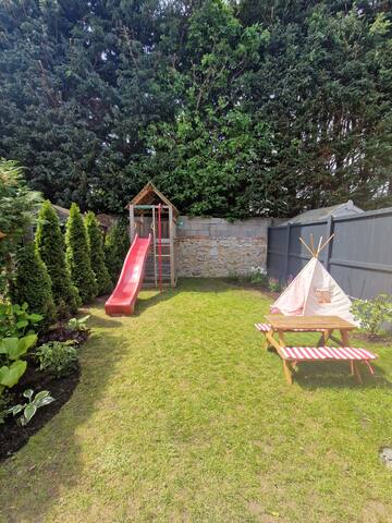 Family House by the sea gallery image 5