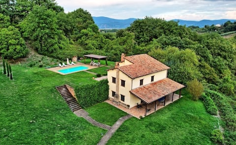 Casa Braeside: A private villa in the countryside