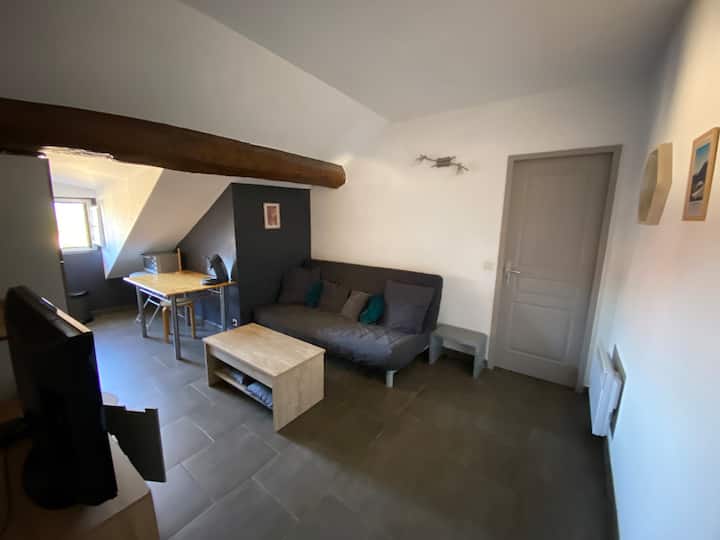 Charmant T2 En Centre Ville N° 53 - Corte