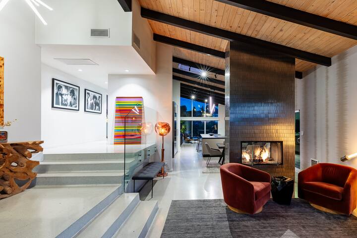 Hillside Luxury MidCentury Modern Spa Retreat View gallery image 3