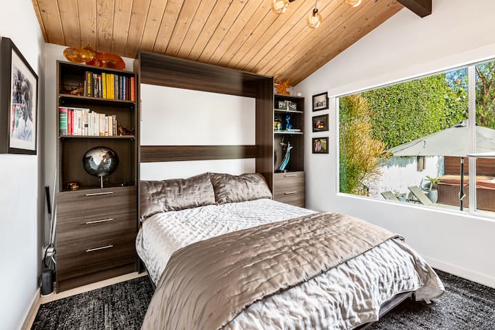 90 second conversion from office to comfortable queen bedroom with pool view!