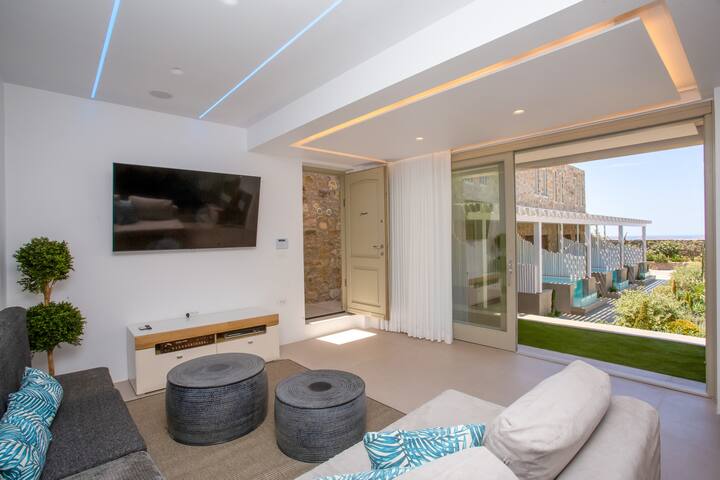 Villa Panamera | Private Villa | Supreme View gallery image 4