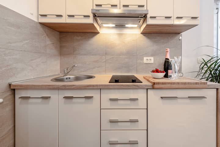 Private Studio Apartment+open Terrace+free Parking - Cavtat