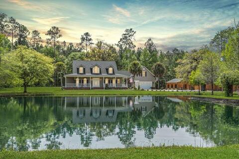 Country villa pool hot tub game rm pond 2.5 acres