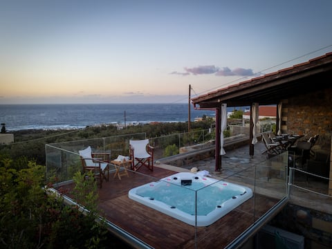 Sunny villa with unique sea view!