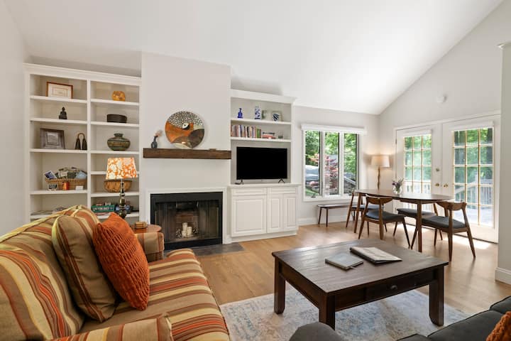 Mountain Abode~10 Mins To Downtown Avl~sleeps 6 - Asheville, NC