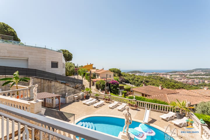 Villa Azul Costa Brava gallery image 2