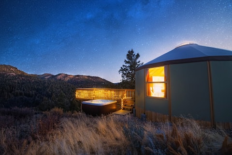 #6 Clifftop View Yurt HOT TUB Between Zion/Bryce