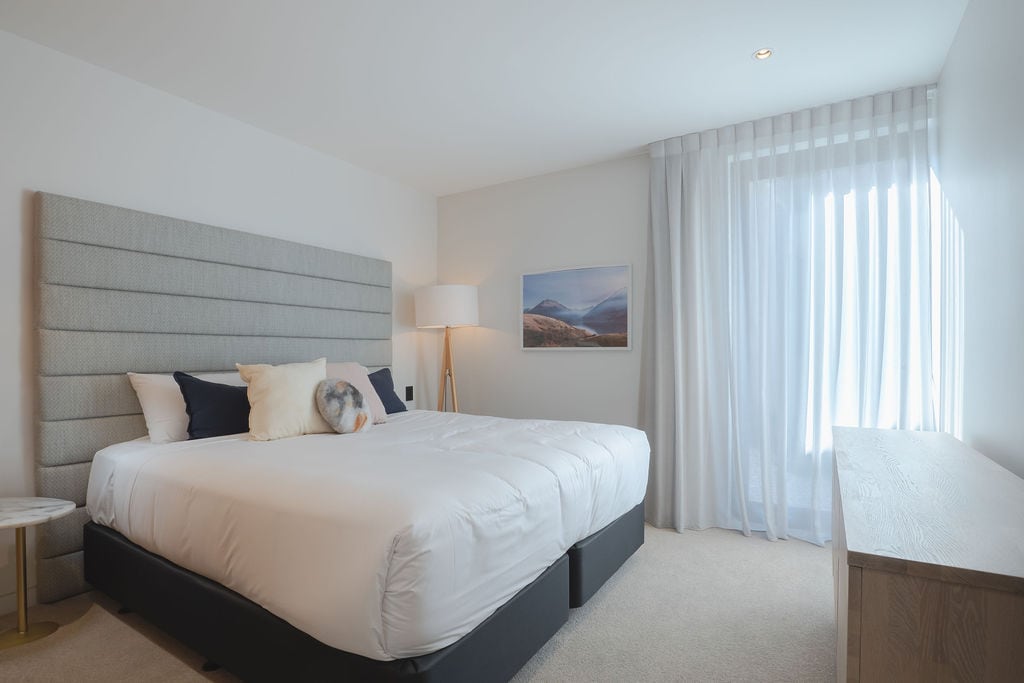 საძინებელი 4