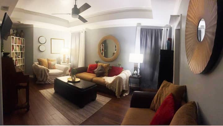Private Suite, Living Area & Luxury Bathroom - Texarkana, TX