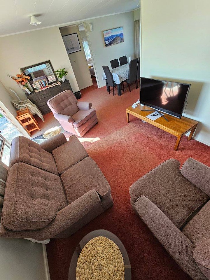 2 Bedroom Self Contained Apartment - Taranaki