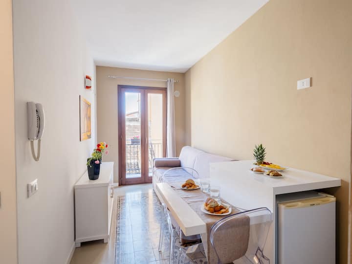 Bilocale Con Balcone E Vista Mare Laterale - Castellammare del Golfo