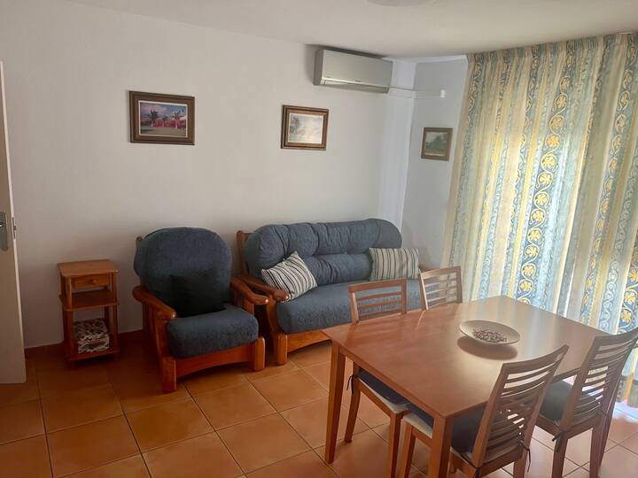 Apartamento Comodo,piscina, A/a Y Garaje Privado - Torrox