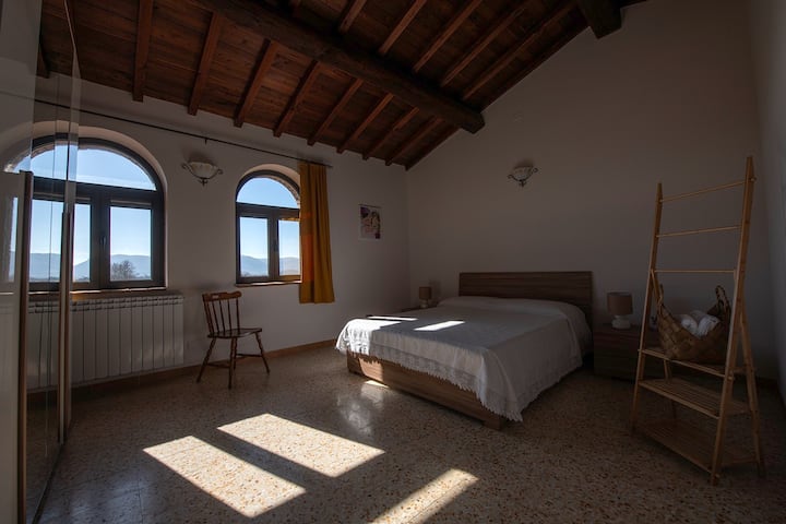Dhomë gjumi 2