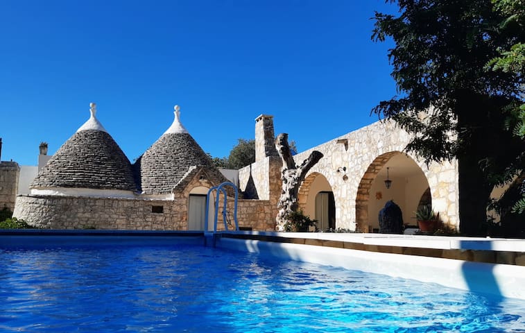 I Trulli di Edvige – Trullo con Piscina
