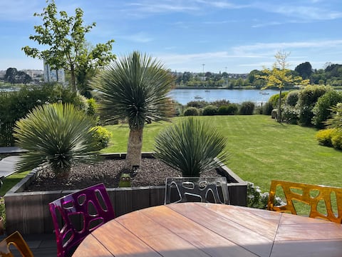 Beautiful villa with pool and Scorff view