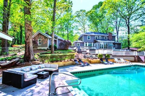 *Arlene_5 Bdrm Entertainment*HotTub*SUMMER:Pool