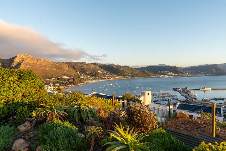 Family Home | Spectacular Views | Simonstown gallery image 3