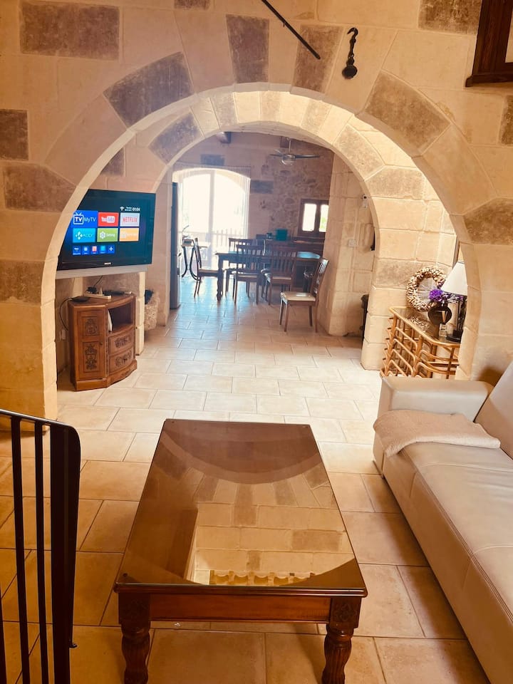 Ta’ Roza Farmhouse - Malta