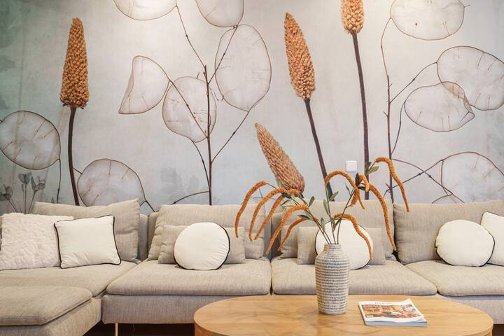 Gran Via 5 dormitorios 4 baños A/A central gallery image 2