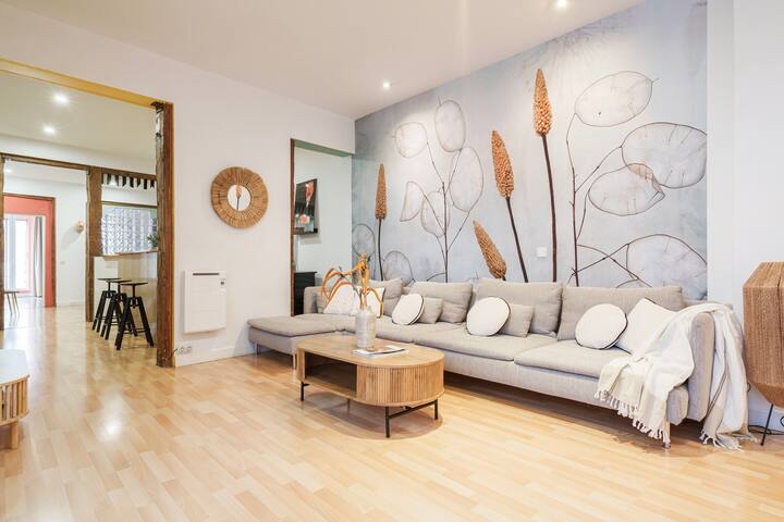 Gran Via 5 dormitorios 4 baños A/A central gallery image 3