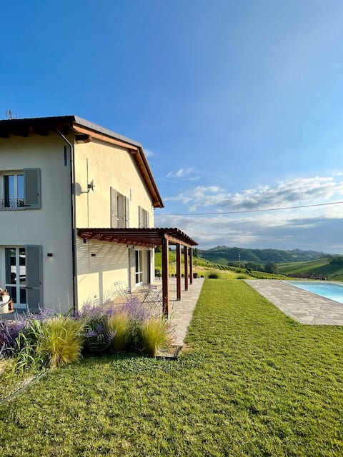 6 bedroom villa with a fantastic view