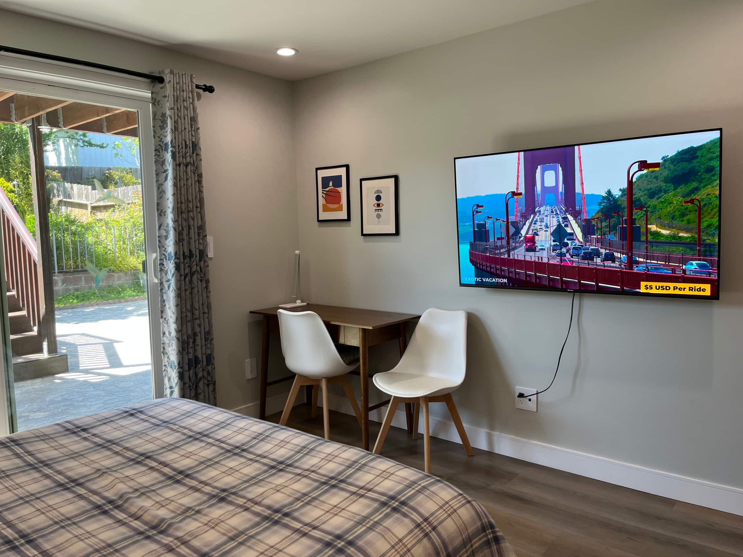 Home in San Francisco · ★4.92 · 2 bedrooms · 2 beds · 2 baths - Image 16