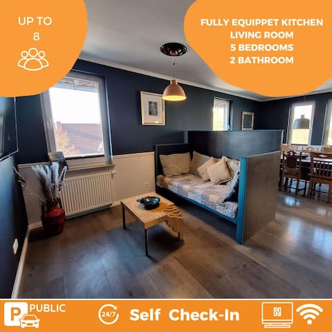 Large apartment, 5 bedrooms, 8 beds, 2 bathrooms
