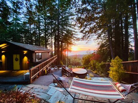Ocean View | 2bd/ 1ba | Dog Friendly | Hot Tub