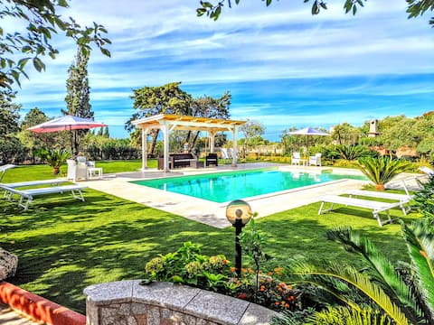 Antico Casolare - entire house for 11 people