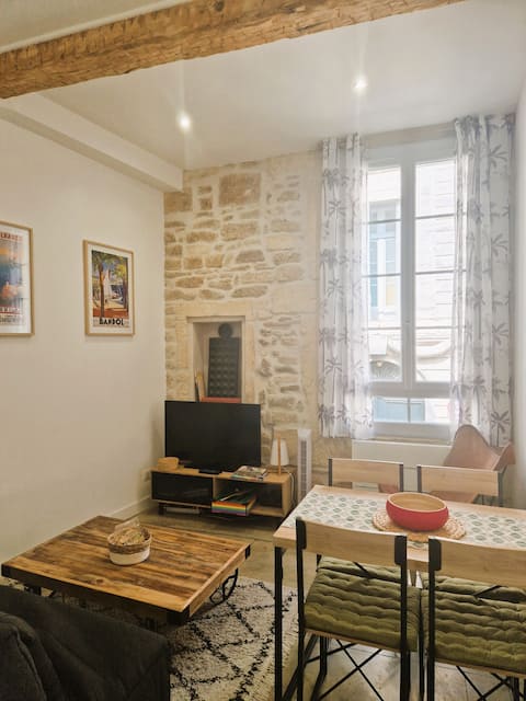 Annonce Airbnb populaire: Cozy apartment in the heart of the historic center à Centre