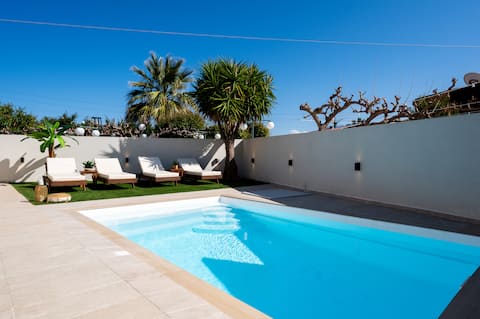 Sealena Villa Malia with private swimming pool