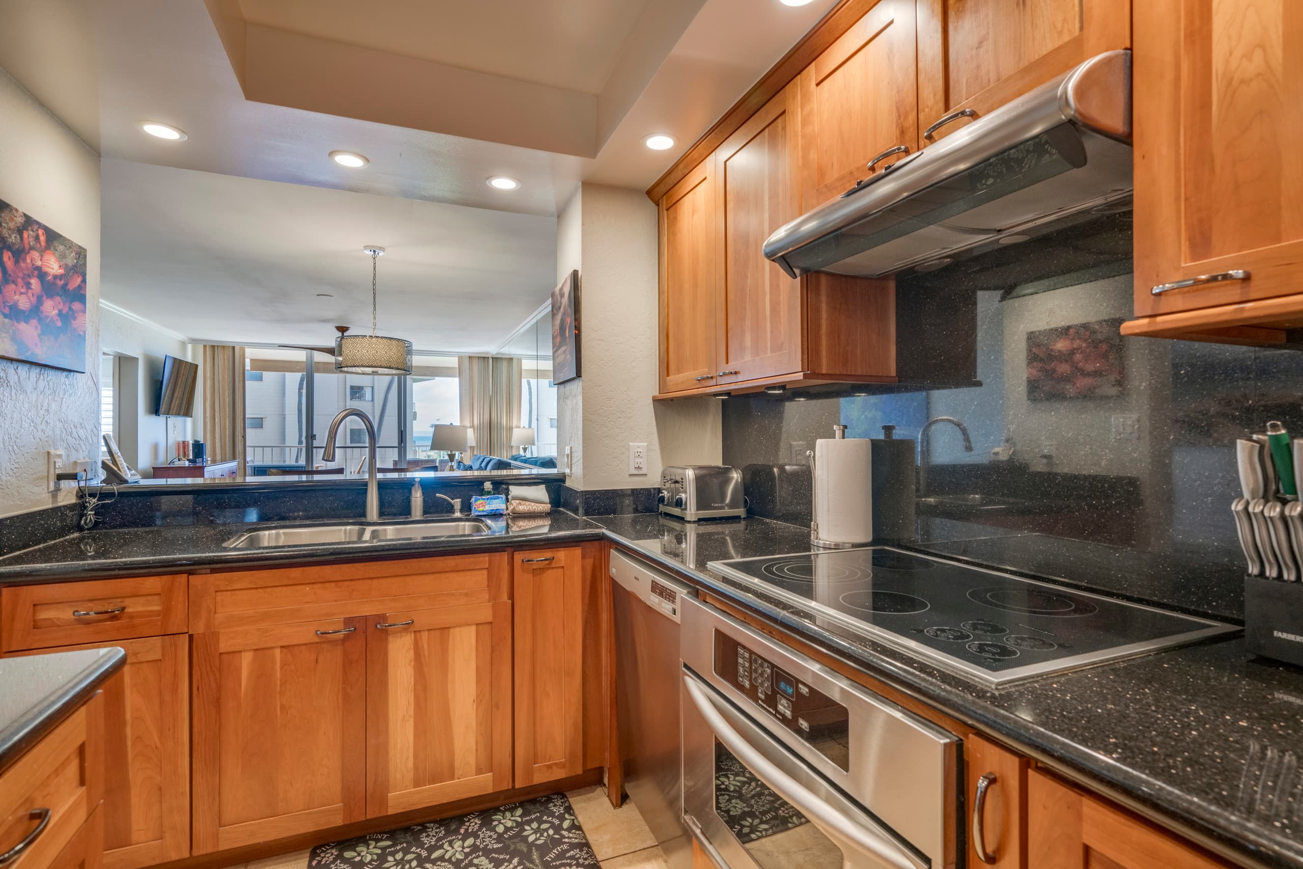 Condo in Kihei · ★4.89 · 2 bedrooms · 5 beds · 2 baths - Image 14
