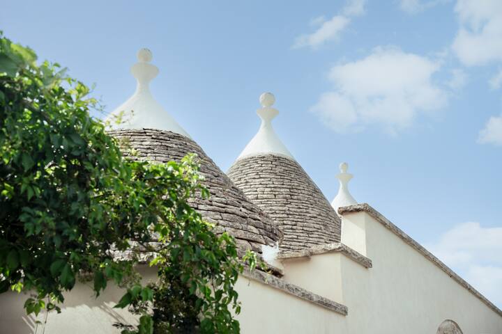 Trullo San Domenico with private pool gallery image 4