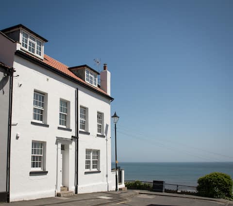 Old Coastguard Station with Stunning Sea Views
