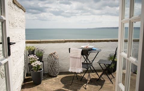 Old Coastguard Station with Stunning Sea Views