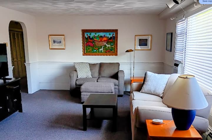 Spacious 1-br Apt+parking+laundry. 2nd Br Option - Burlington, MA