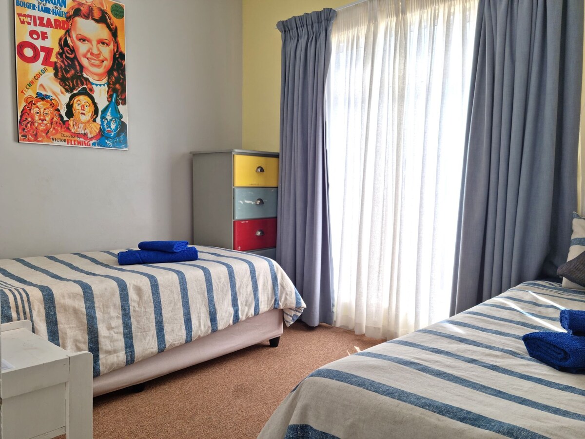 Dhoma e gjumit për vizitorët