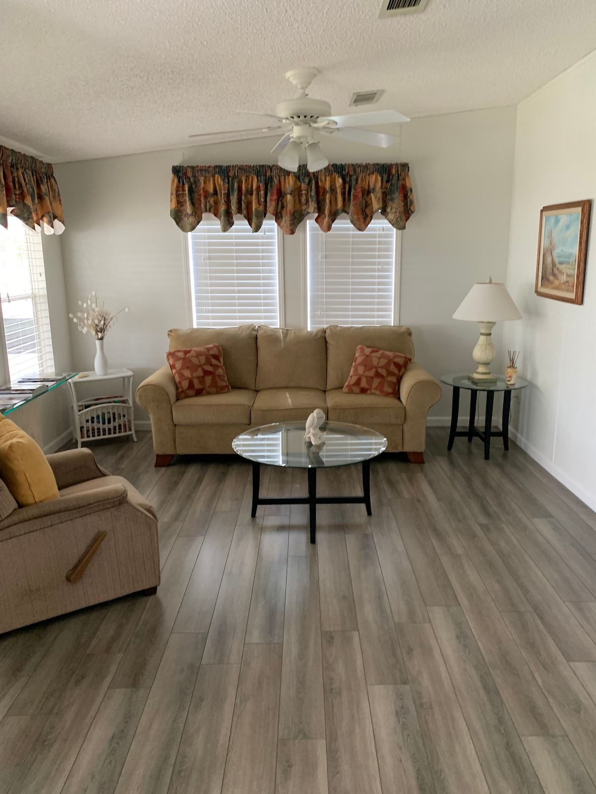 2 ห้องนั่งเล่น