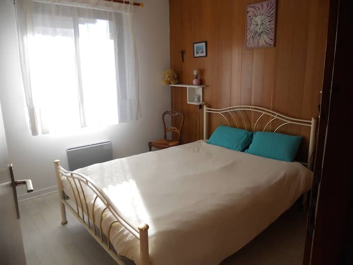 Chambre  lit 140