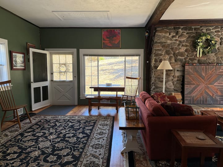 Charming Barn Apartment - Connecticut