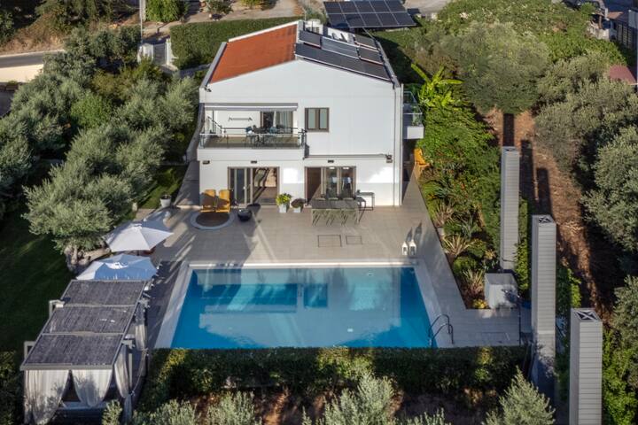 Villa Sunlightbreeze Luxuriance Exclusively gallery image 5