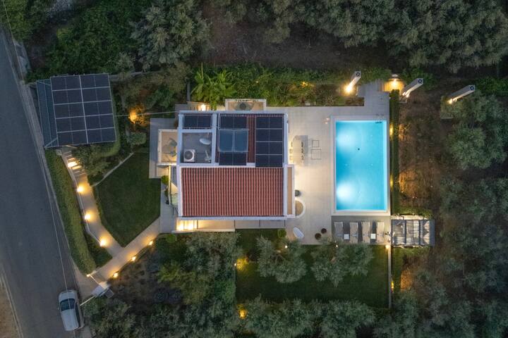 Villa Sunlightbreeze Luxuriance Exclusively gallery image 4