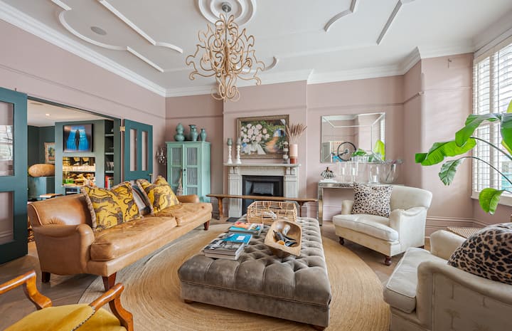 Beautiful, 5br Family Home With Garden, Near Tube. - イギリス クロイドン
