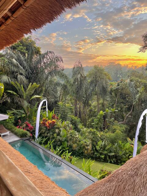 Secluded Escape for a Couple with Panoramic Views