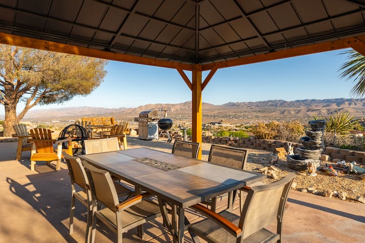 Mountain Breeze Villa | Spa | Boulders | Views - Houses for Rent