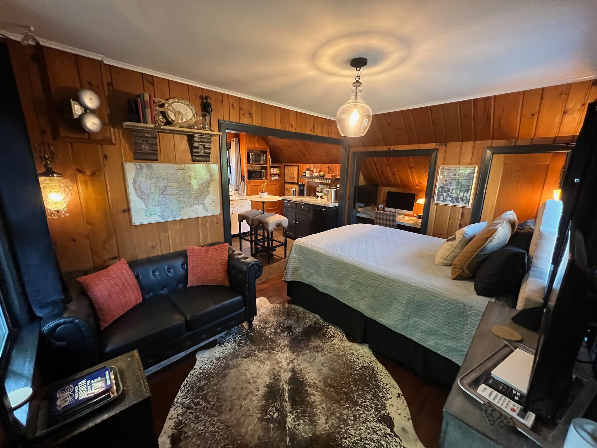 LION's DEN {ü} Speakeasy Inspired | Pet Welcome