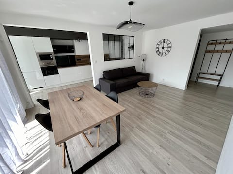 Propriété Airbnb réussie: Beautiful apartment near the city center! à Quimper