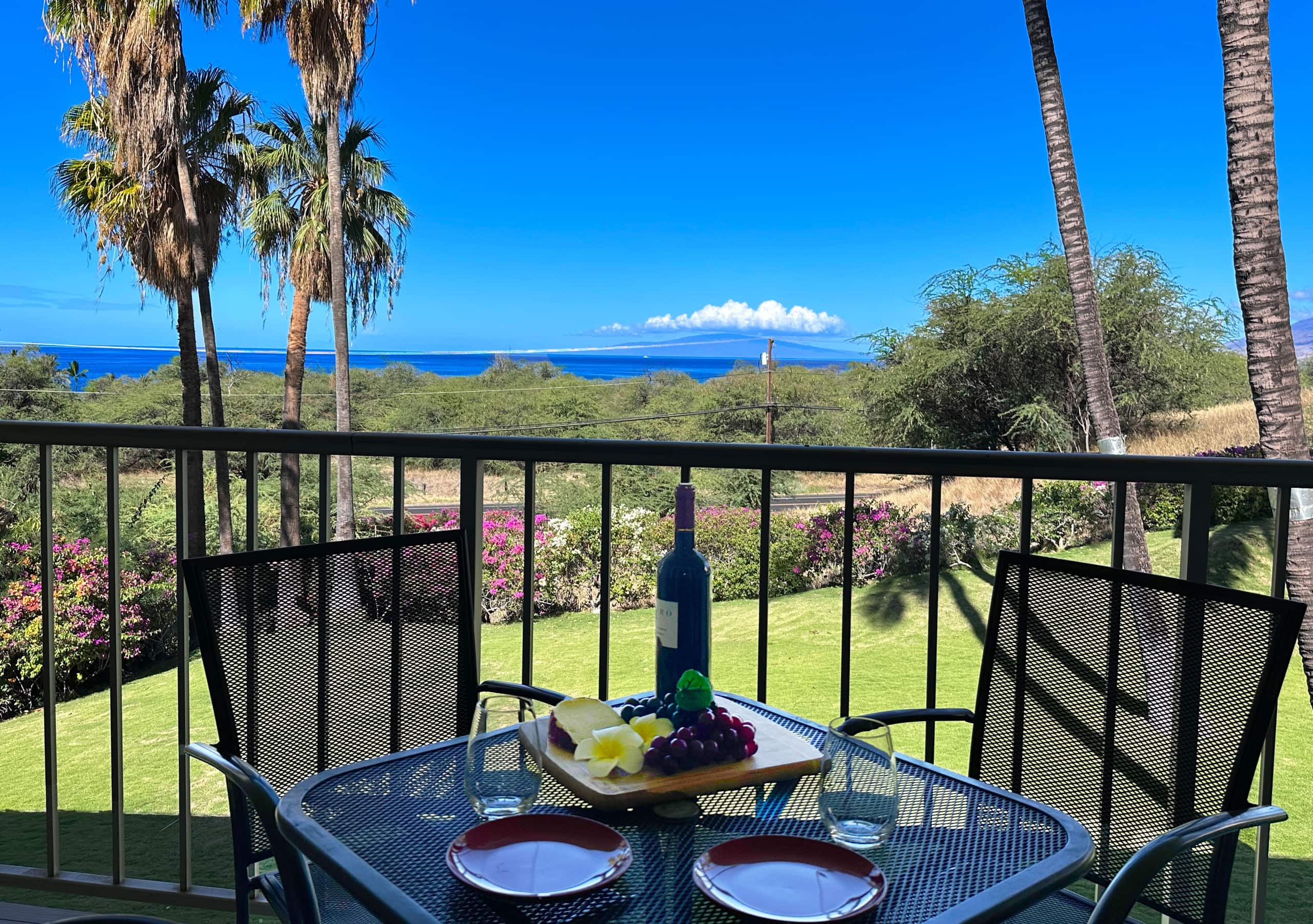 Condo in Kihei · ★4.94 · 2 bedrooms · 2 beds · 1 private bath - Image 23