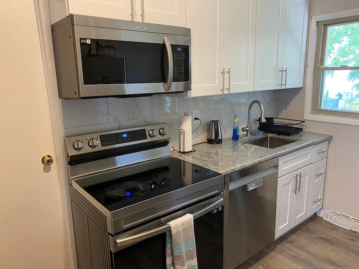 Private Queen Room Shared House Near Tcnj - Trenton, NJ